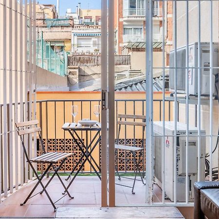 Next To Sagrada Familia 4-Bedroom Apartment Barcelona Kültér fotó
