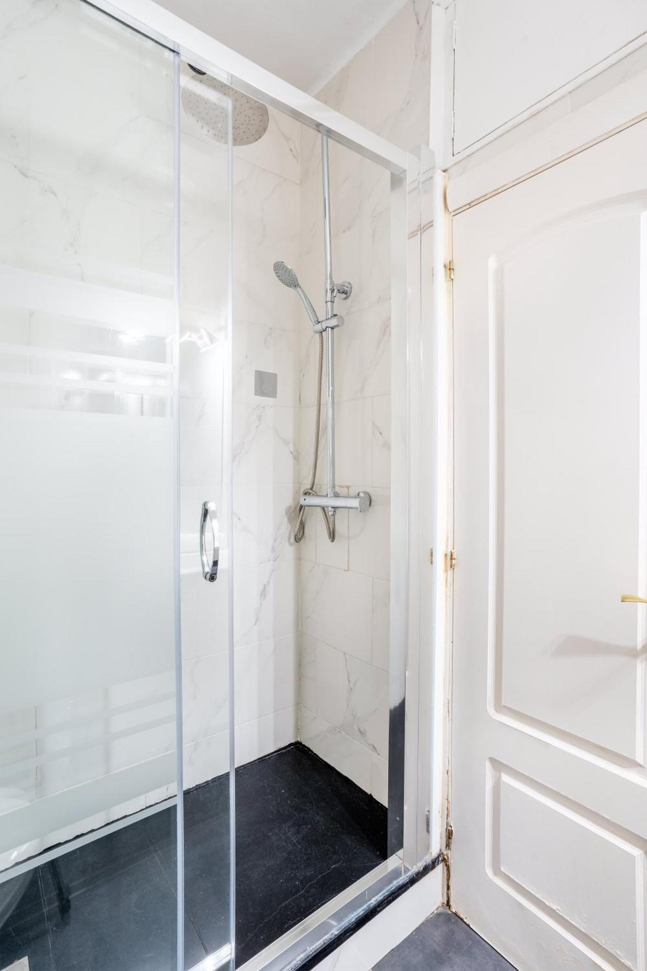 Next To Sagrada Familia 4-Bedroom Apartment Barcelona Kültér fotó