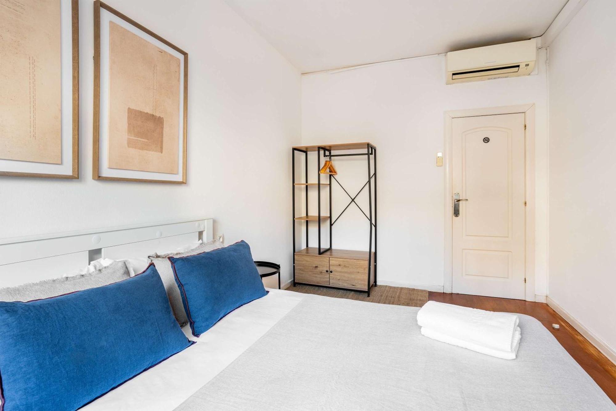 Next To Sagrada Familia 4-Bedroom Apartment Barcelona Kültér fotó